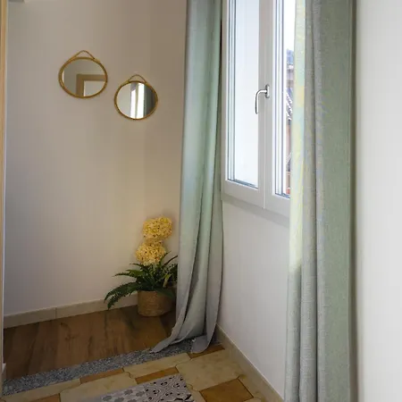 Дом отдыха Bright With Terrace And View Mont Isola Siviano
